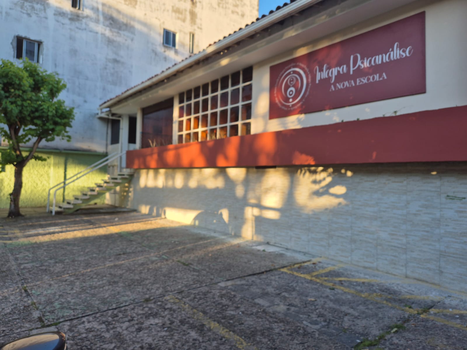 Fachada da sede da Integra Psicanálise em Recife